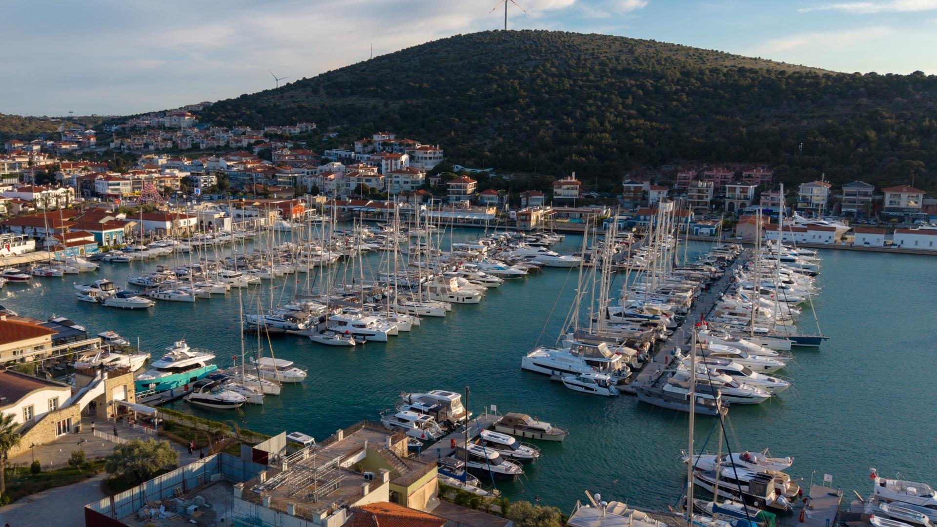 IC Çeşme Marina - Fotoğraf 5